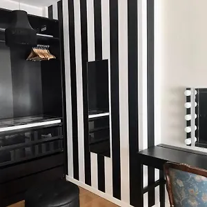 Appartamento Comodo Bilocale Nuovo, Milano